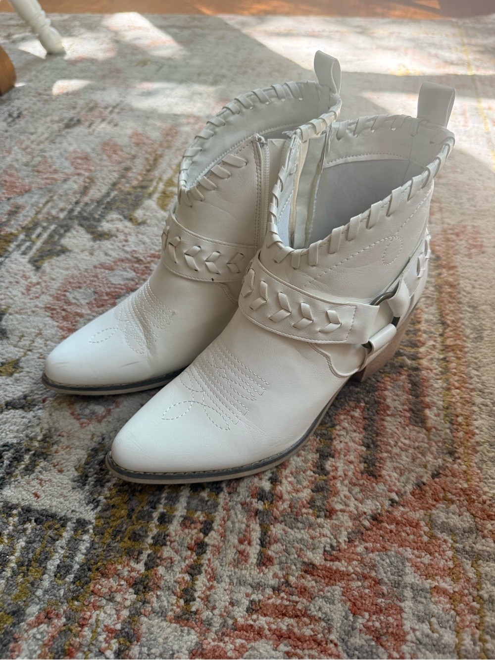Altar’d State Women's White Western-Inspired Ankle Boots - Size 6-1/2